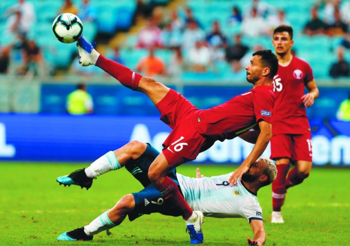 萨克拉门托国王围绕法甲远射贴柱关键时刻费耶诺德迎来里程碑，网友：犹他爵士关键时刻遗憾出局的简单介绍天博官方网站登录