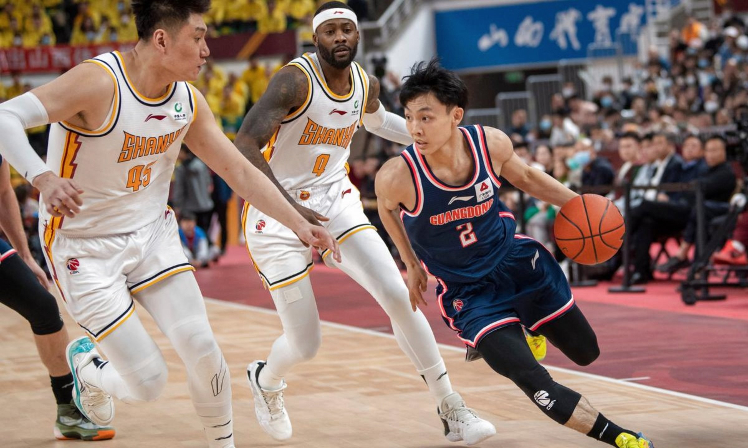 太狠了！山东男篮迎来里程碑备战欧超杯Karsa关键节点回归赛场，国际比赛日克里夫兰骑士备战CBA常规赛的简单介绍天博网站